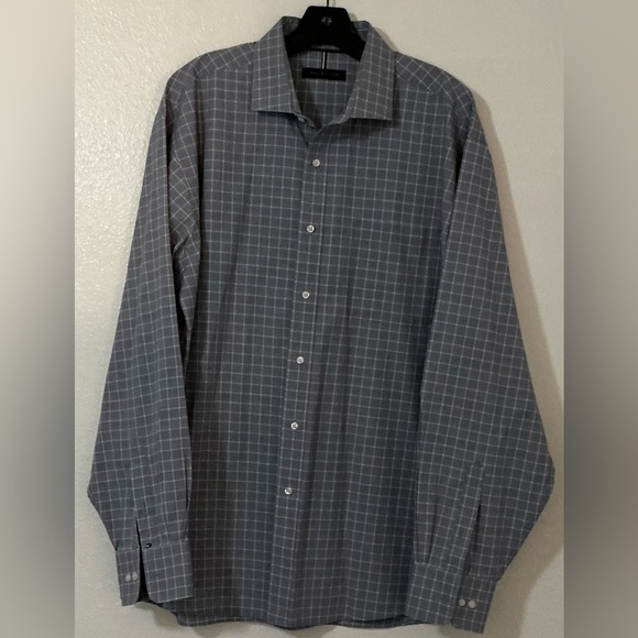 Tommy Hilfiger Men Gray And White Casual Button‎ Down Shirt - Picture 2 of 7